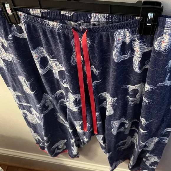 HUE Blue Capri Pajama Pants and matching long sleeve blue top! Extra set of pjs! - Picture 1 of 12